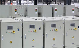 <p>In 2015, the high-power industrial power supply 45KA7V with WIFI wireless terminal monitoring function ran smoothly in electrolytic copper foil industry, laying a model of intelligent power supply industry.</p>
